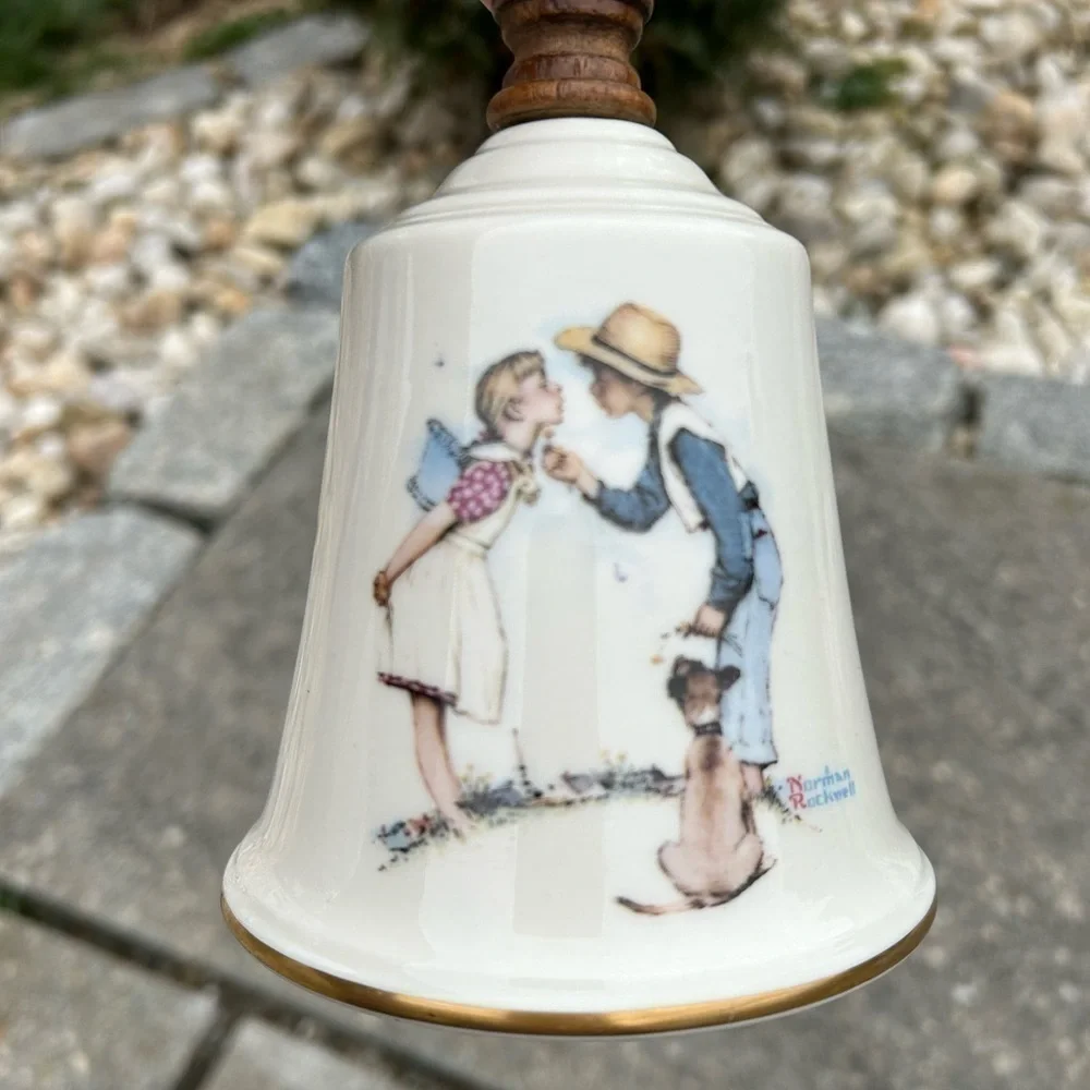 Gorham fine China vintage Norman Rockwell Beguiling Buttercup 1979 bell